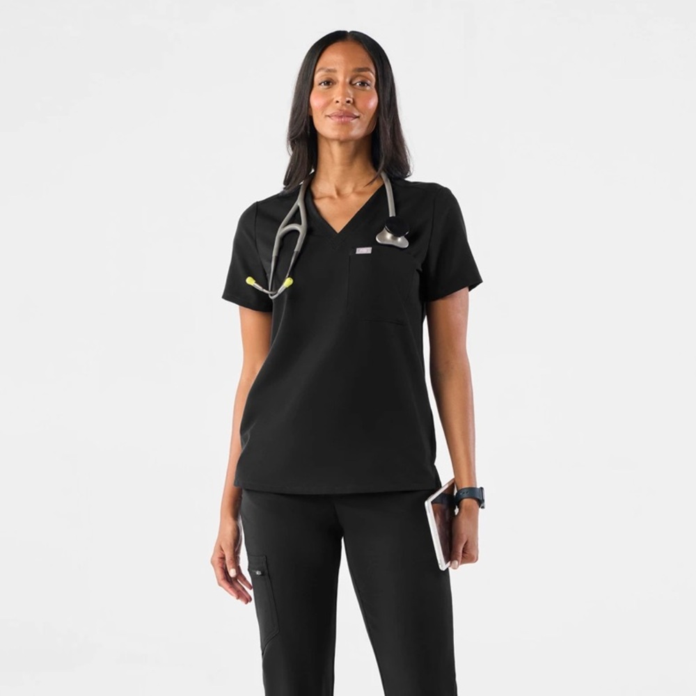 Figs Women's Black Short Sleeve V-Neck Scrub Top